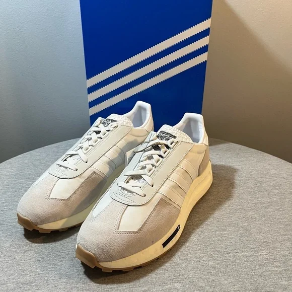 Adidas Originals Retropy E5 Low White Gum Bottom Mens Shoe Size 10 H03075​